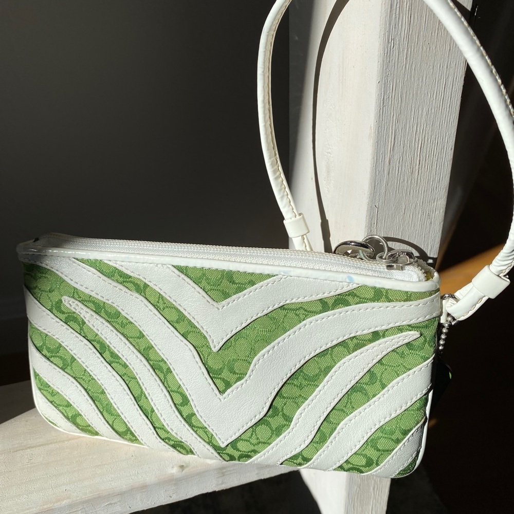 Coach White Leather & Green Sig Zebra Wristlet